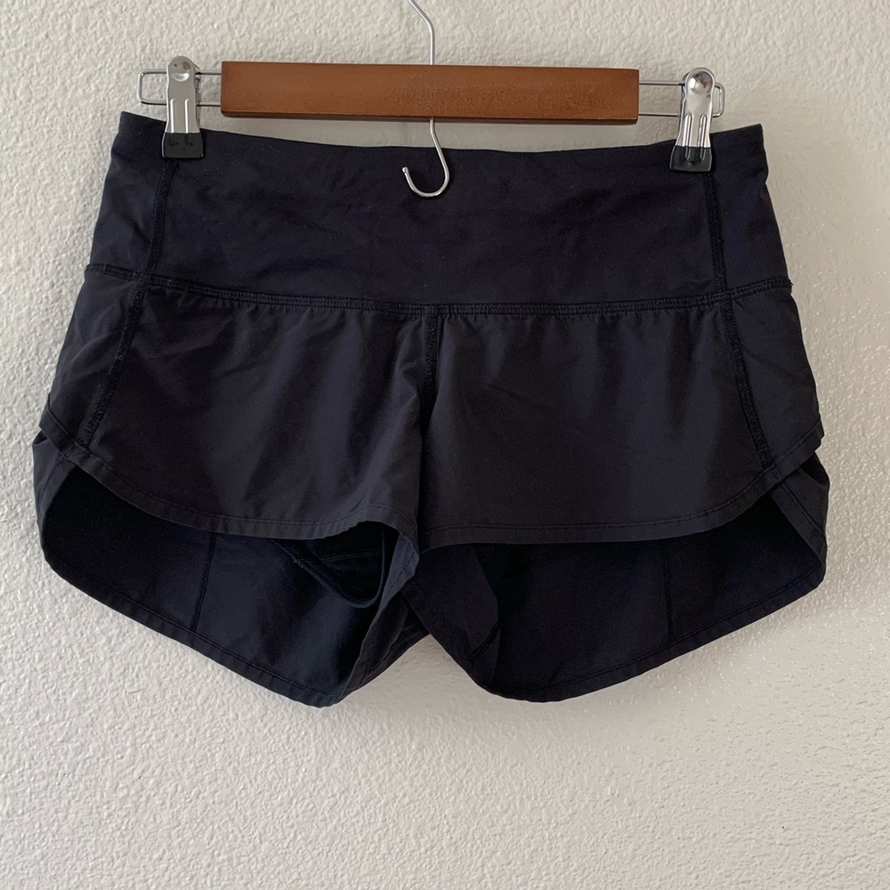 SOLD Lululemon Speed Shorts Black Womens Size 4 - Picture 4 of 5